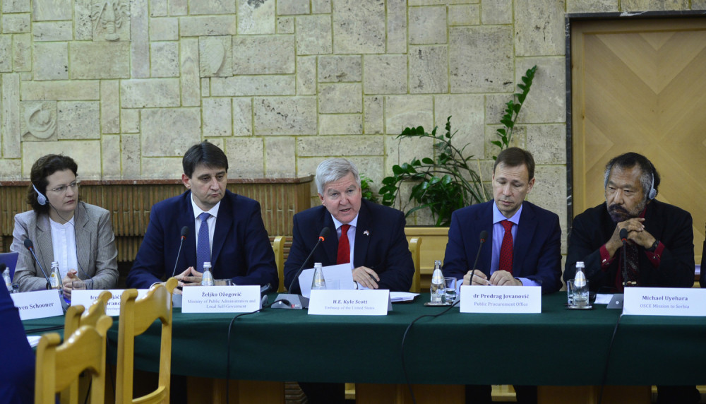 Korupcija pojela 40 miliona dolara u Srbiji