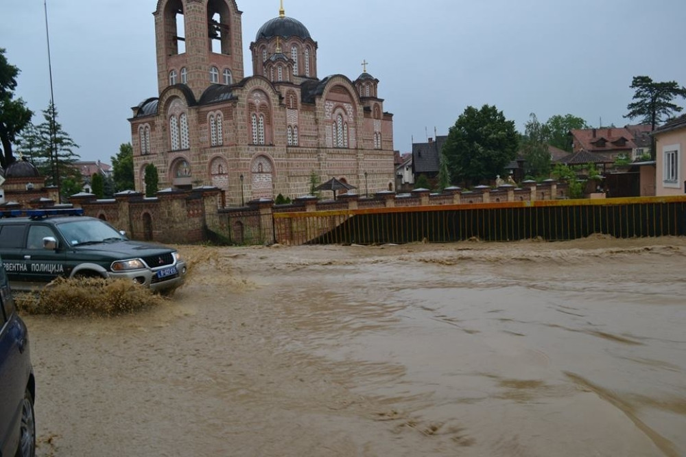 Nevreme zatvorilo školu