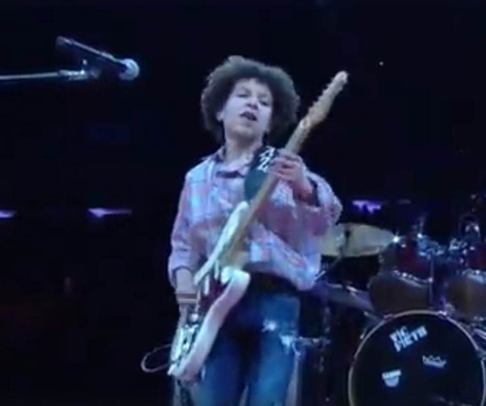 Zbog ovog klinca ostaćete bez teksta! (VIDEO)