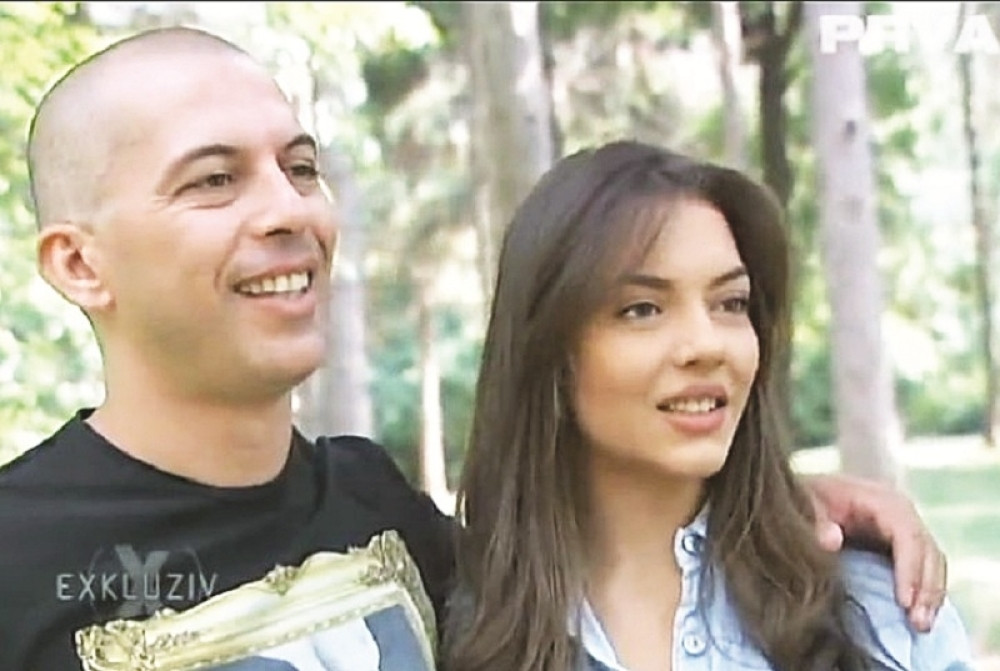 Ćerka našeg pevača pokazala bombastične grudi: Topalko će poludeti kad vidi ovo! (FOTO)