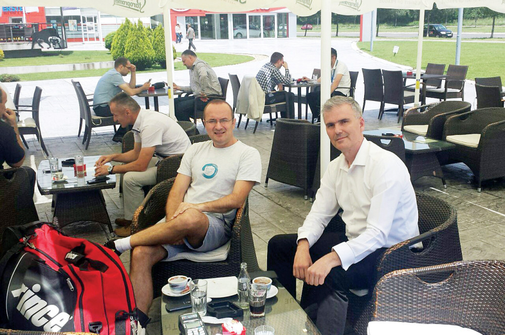 Nekada poslanici, sada teniseri!