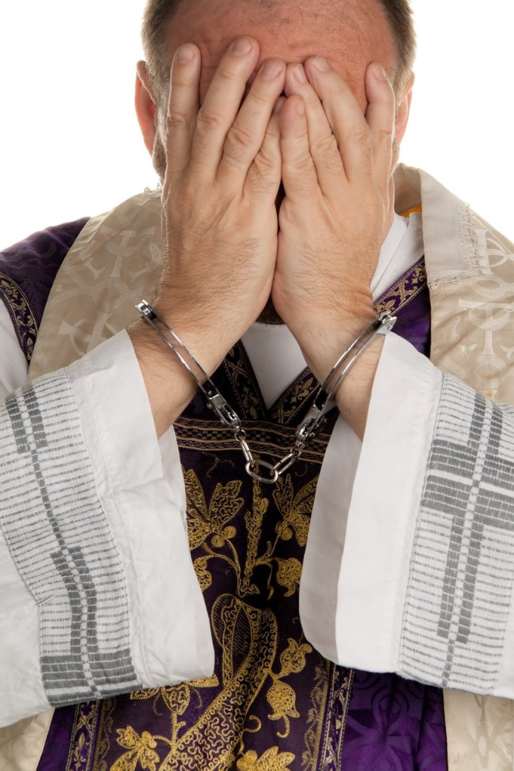 Biskupi koji prikrivaju zlostavljanje ostaju bez posla