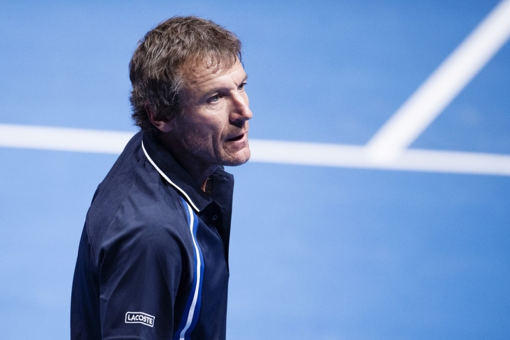 Za njega u istoriji postoje SAMO DVA TENISERA, a Đokoviću su velike FEDEREROVE CIPELE!