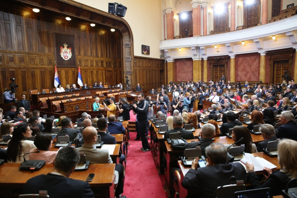 Pomaže bog, drugarice i drugovi