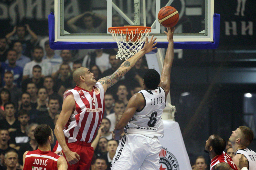 Partizan kažnjen 284.000, Zvezda 172.000 dinara