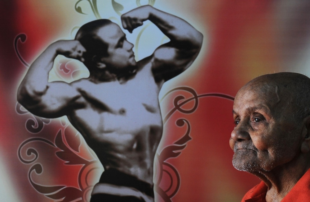 Prvi indijski Mister Univerzum umro u 105. godini (FOTO)