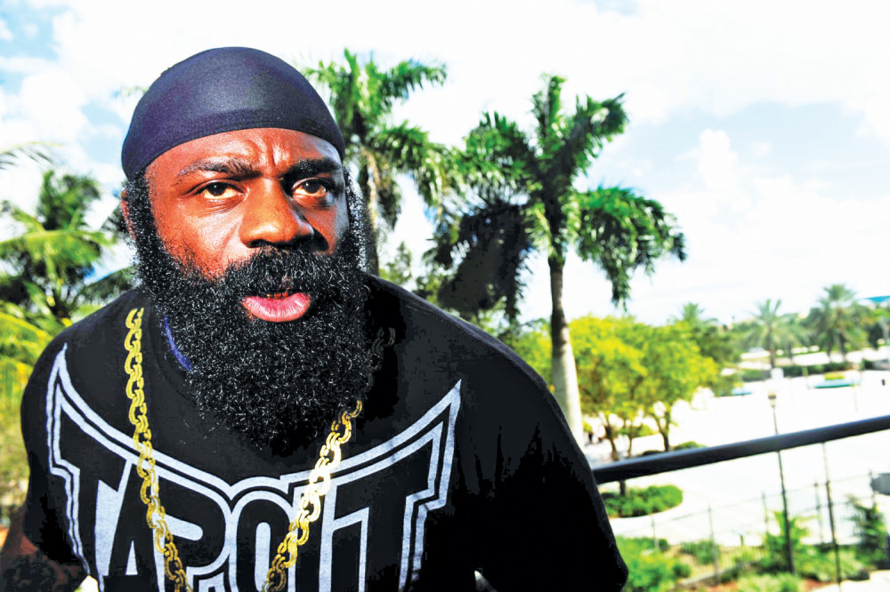 Misteriozna smrt Kimba Slajsa!