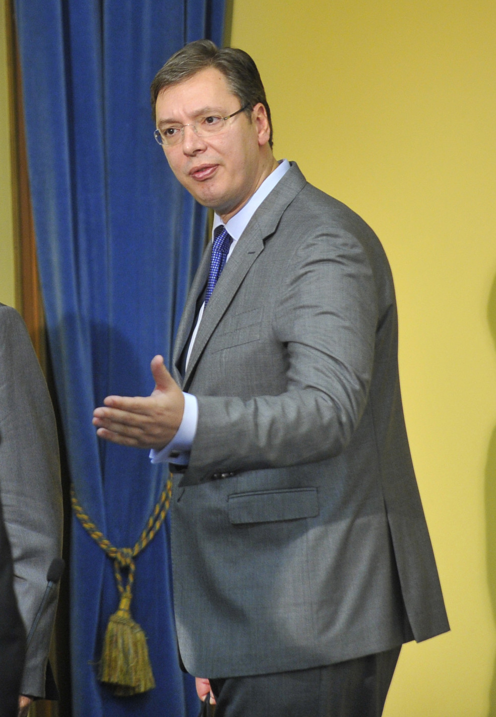 Lopužo jedna, marš napolje!