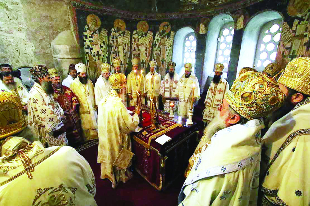 Crkvene usluge skuplje zbog Krita