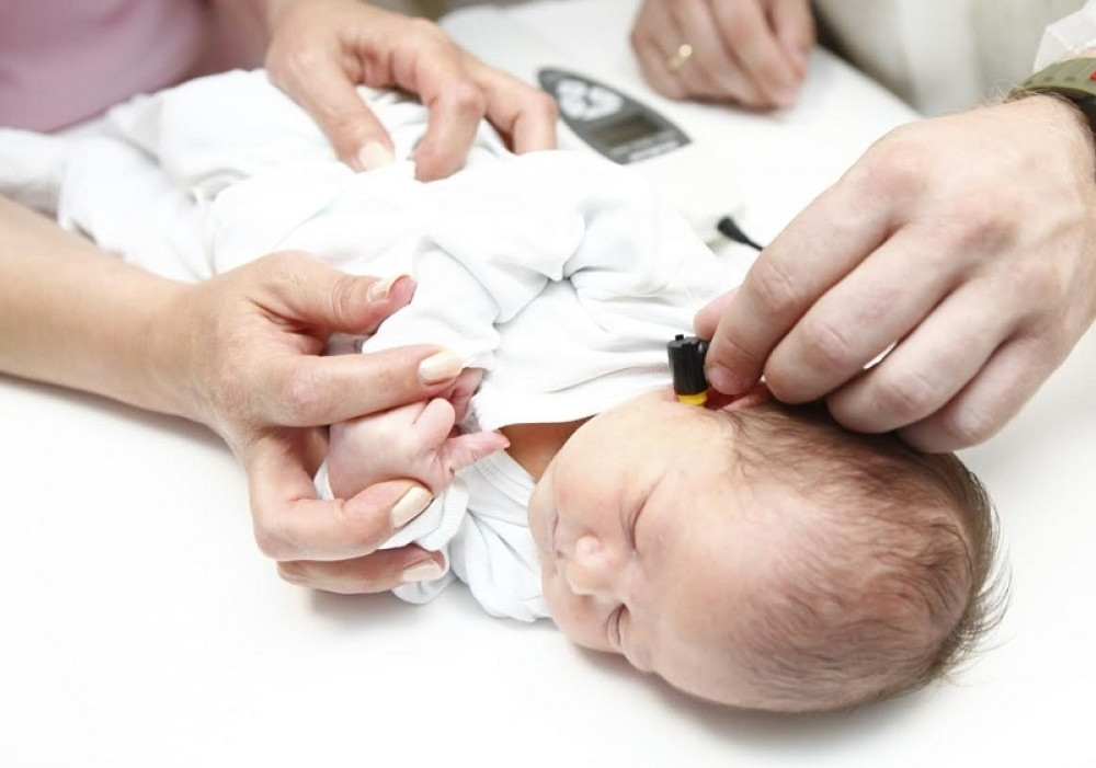 Apart za proveru sluha beba i u Paraćinu i Ćupriju (FOTO)