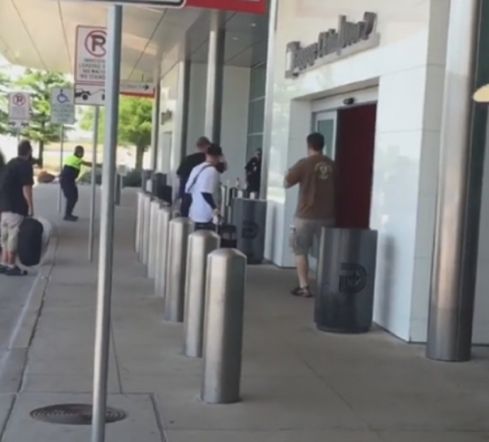 Pucnjava na aerodromu