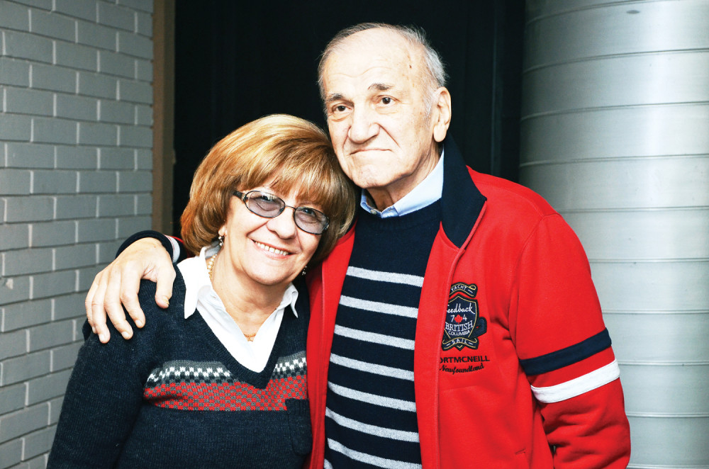 Neobjavljena fotka iz prošlosti pokazuje istinu o Bati Živojinoviću (FOTO)