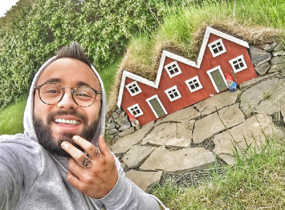 Filip kupio kuću za patuljke (FOTO)