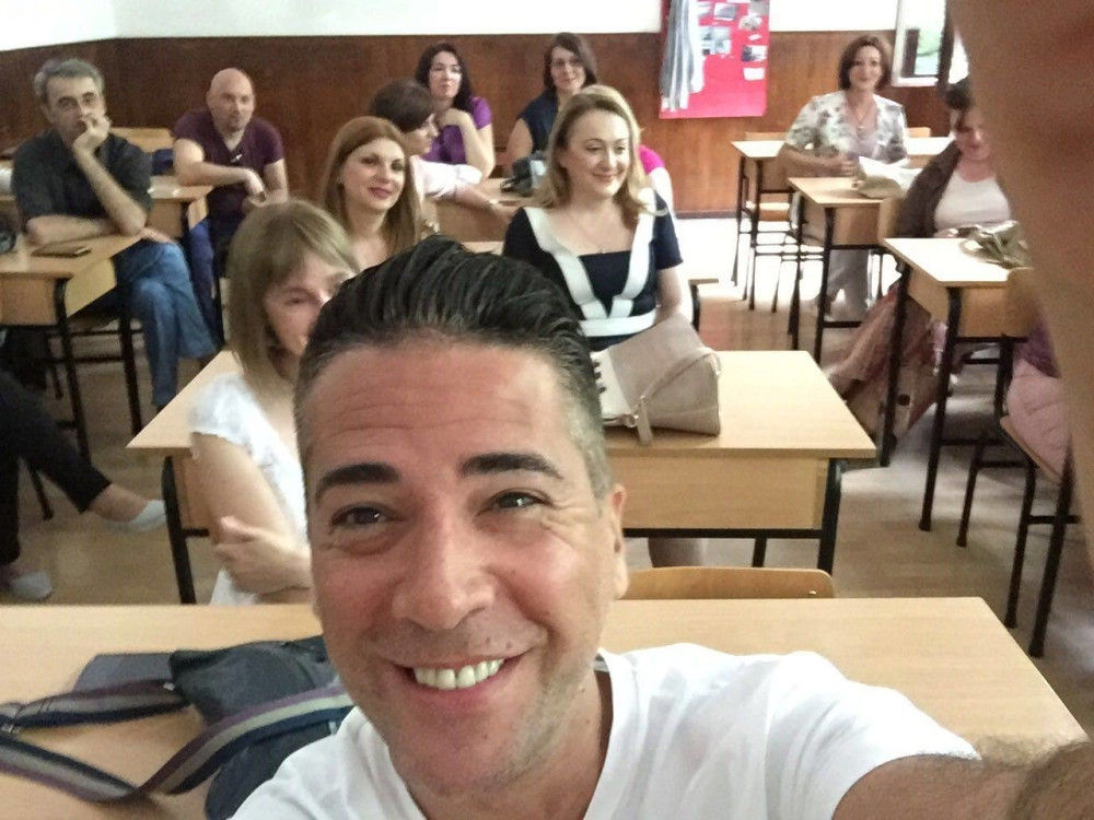 Željko se vratio u srednjoškolske dane (FOTO)