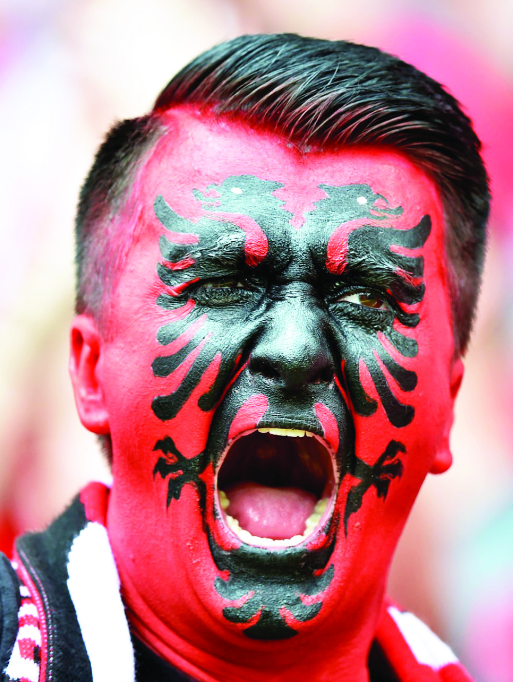 Ruska profesorka upozorava: Srbi, hoće da vas zatvore u ALBANSKI KALIFAT! NEKA REAGUJE RUSIJA!