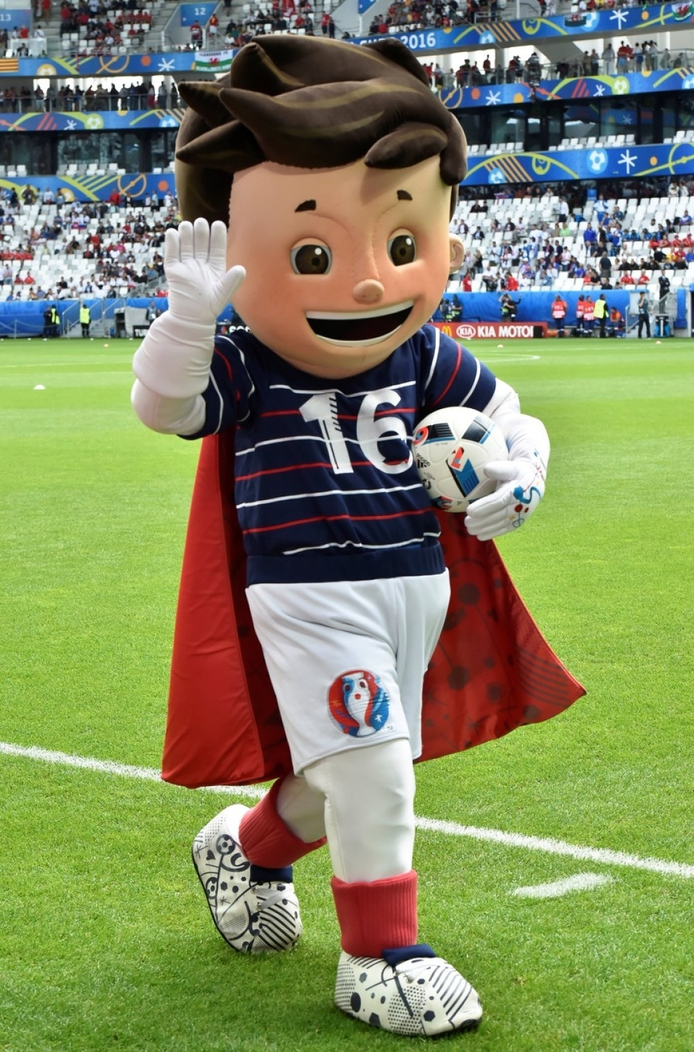 Maskota EURO 2016 nazvana kao seksi igračka