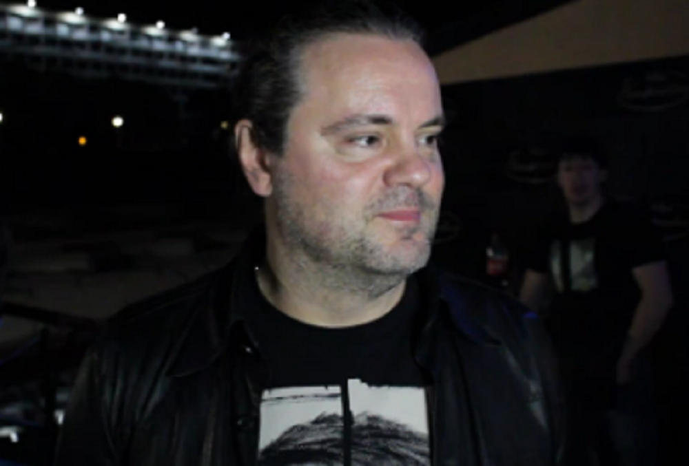 Ćerka našeg poznatog pevača upumpala silikone?! Dekolte za čistu desetku! (FOTO)