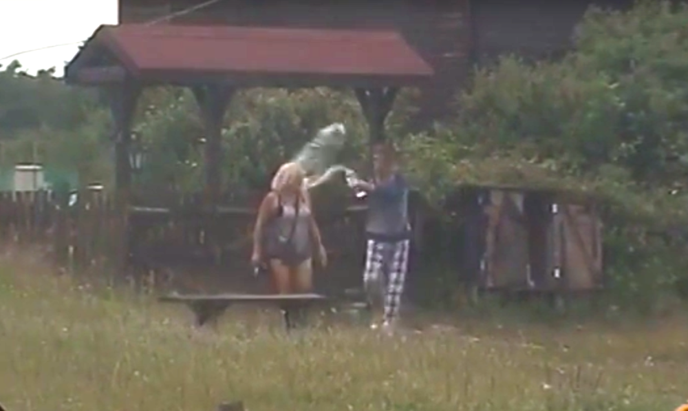 Marina bežala od podivljalog Miće! (VIDEO)