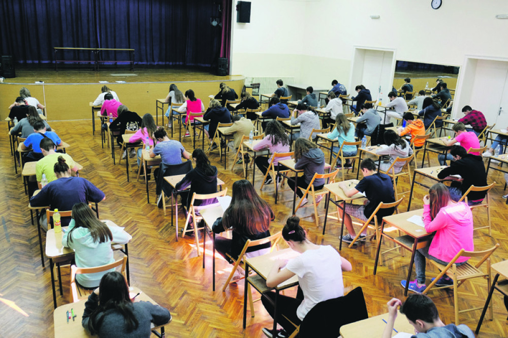 Maturanti PAŽNJA ovo su rešenja: Proverite da li ste tačno odgovorili na pitanja