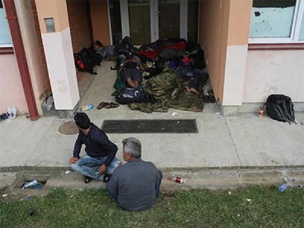 Migranti se krili u vagonu (FOTO)