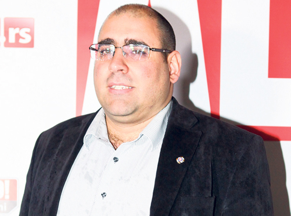 Đuka: Neću da klečim i da se ulizujem