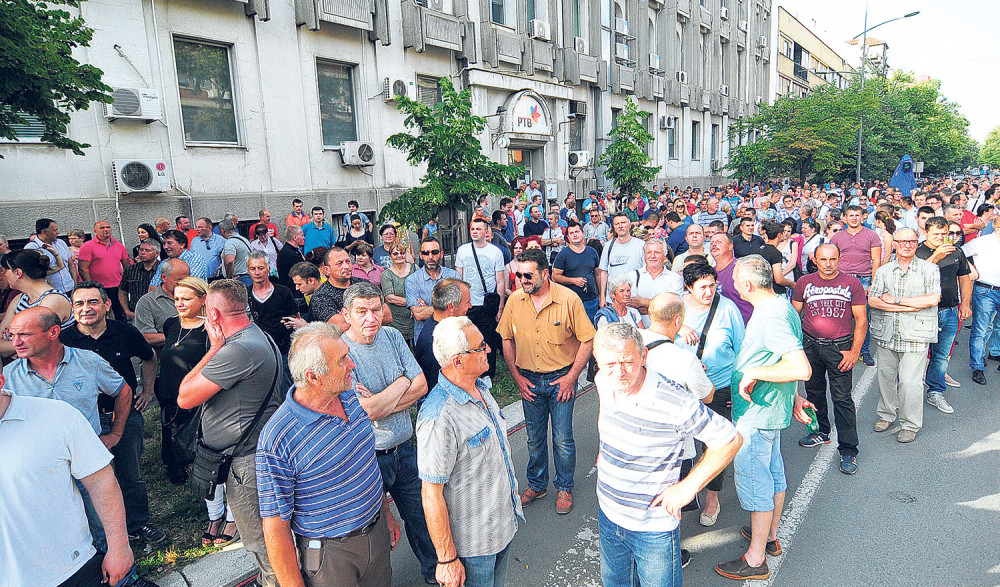 Vučević: Pajtiću, i mejlove kradeš!