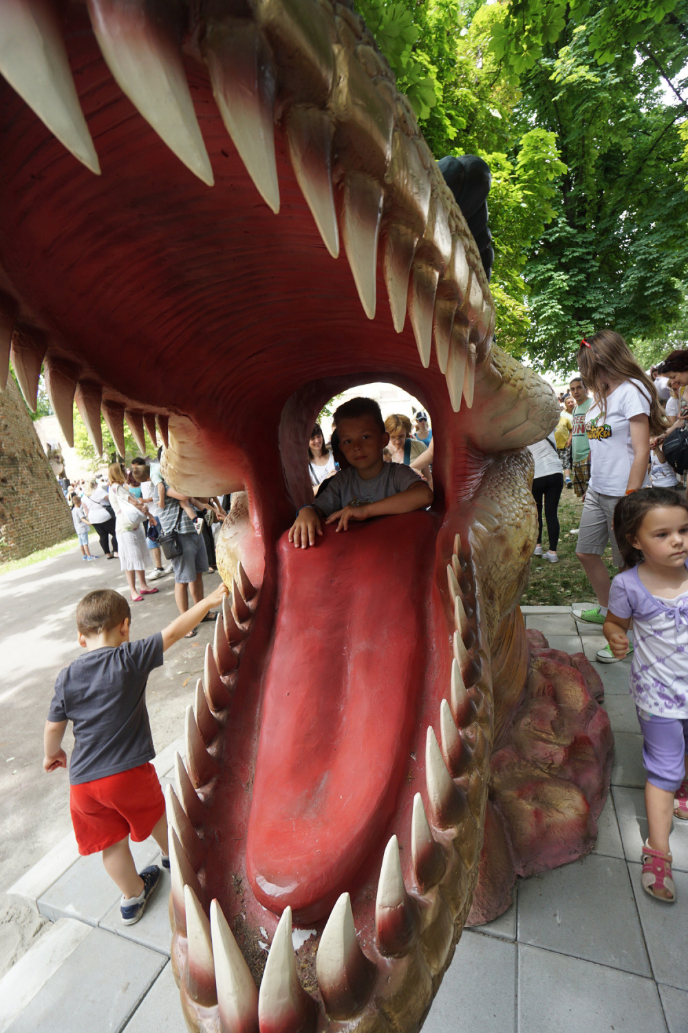 I Kalemegdan sad ima Dino park