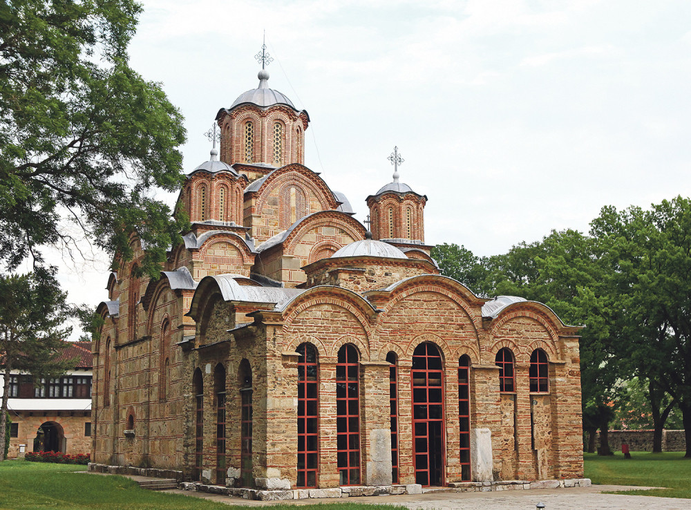 Priština zabranila sve knjige na srpskom!