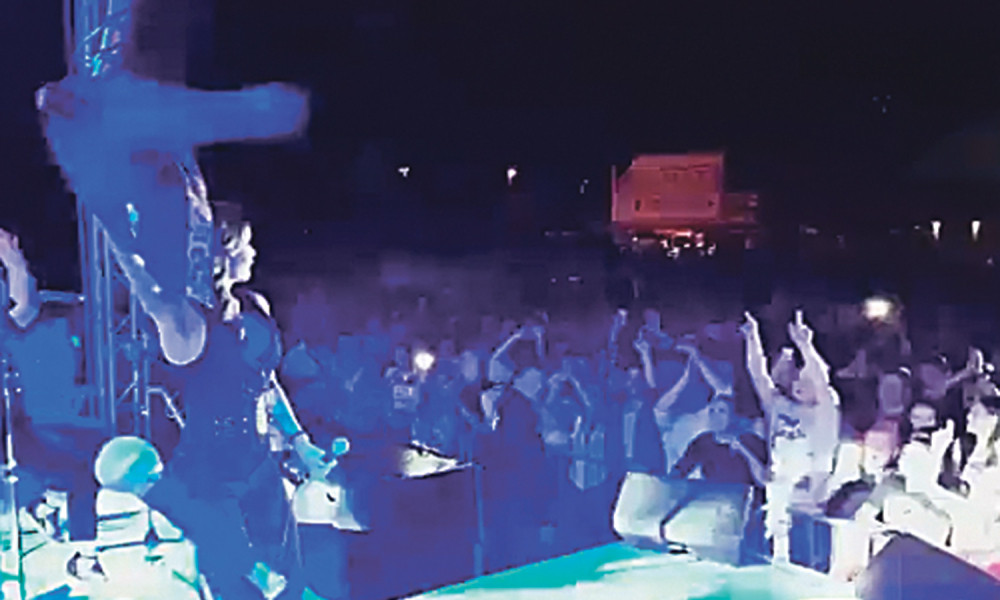 Seve ne da jaknu publici! (VIDEO)