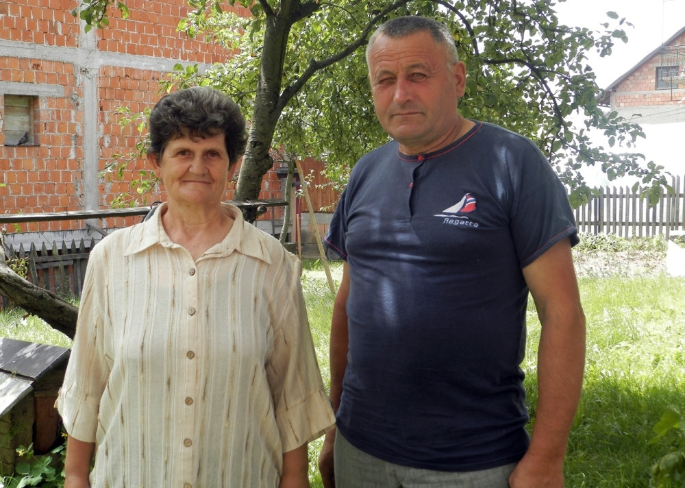 Supružnici jedva preživeli trovanje gljivama