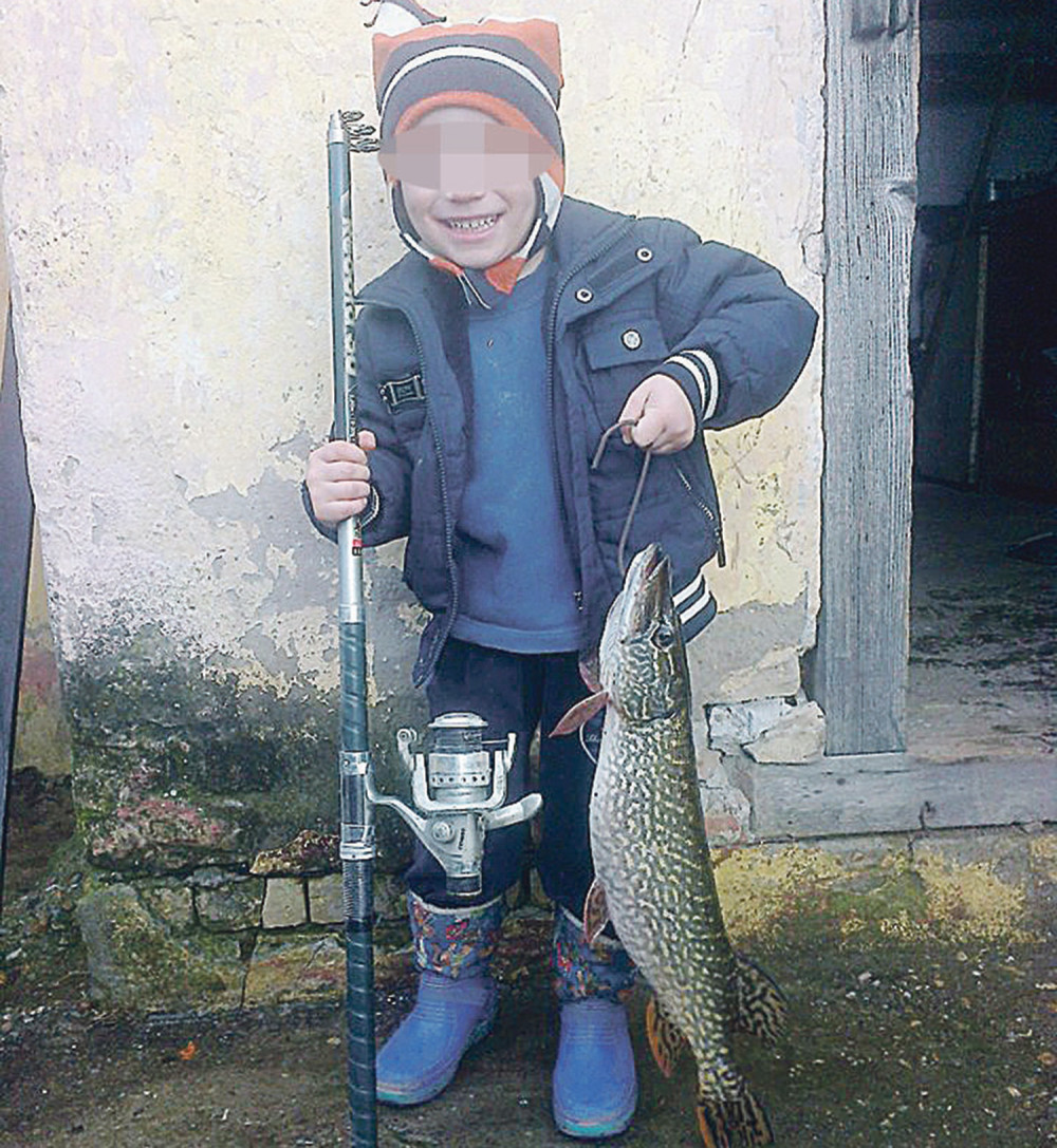 Dete se udavilo dok se igralo kamenčićima