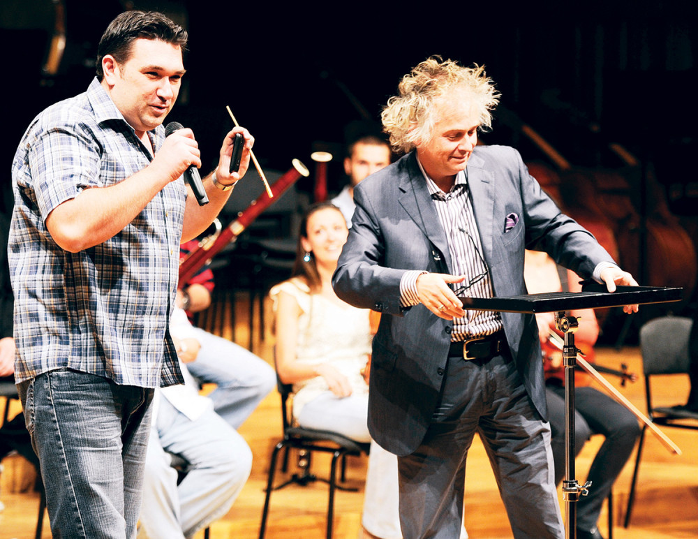 Tasovac slavio rođendan sa filharmoničarima!