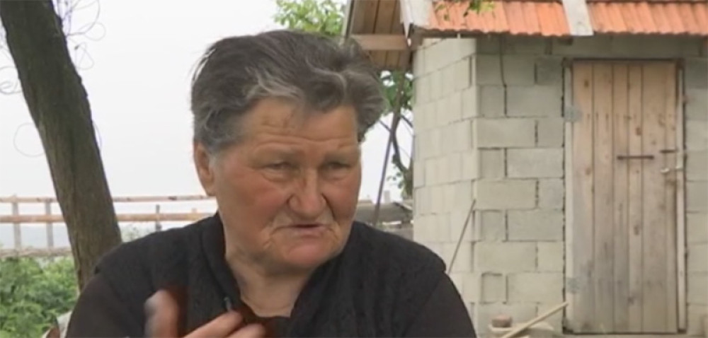 Superbaka rasteruje gradonosne oblake