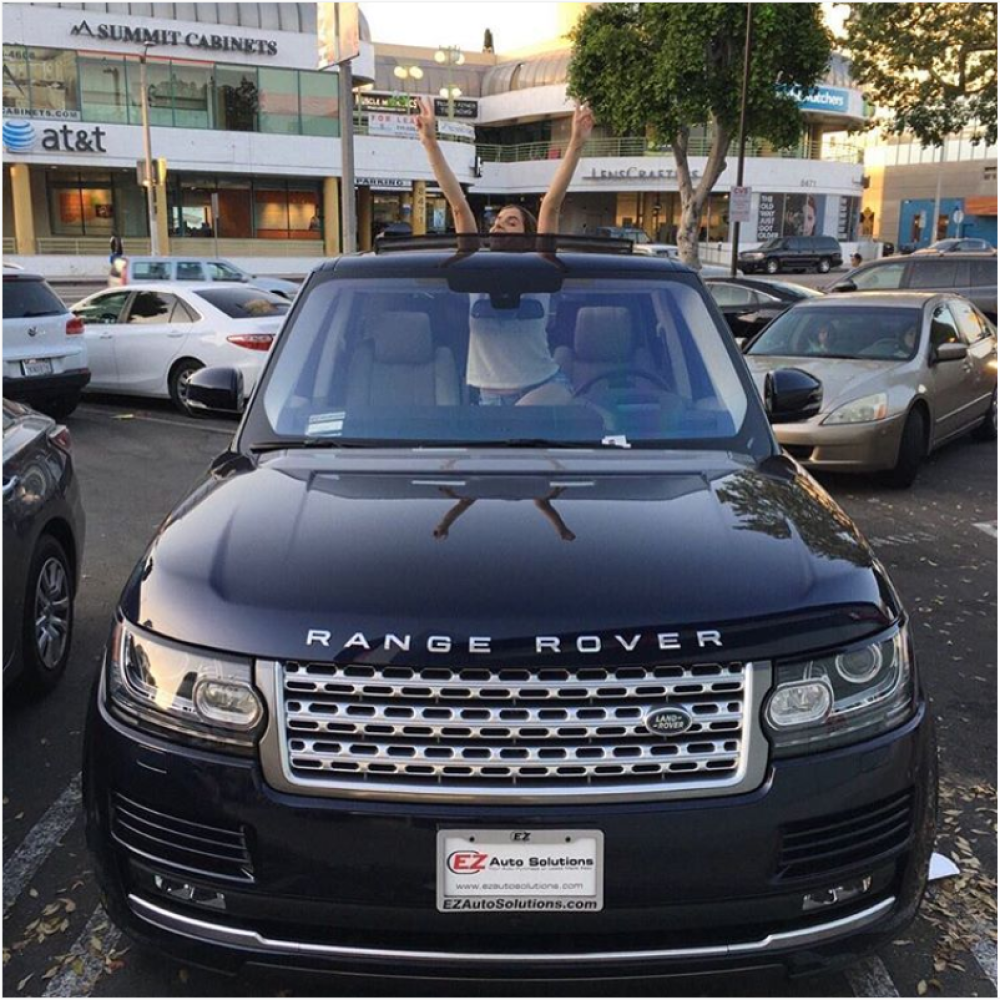 Marija Karan pazarila skupoceni automobil?