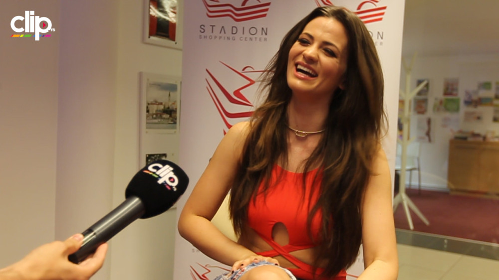 Evo šta Milica Pavlović radi najbrže! (VIDEO)