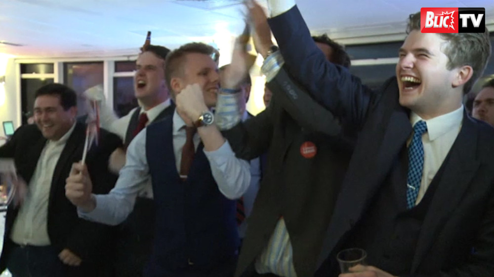 Pristalice izlaska Britanije iz EU slave pobedu