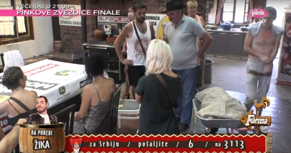 Proka: Na stolu se služi hrana, a ne vaša dup**a! (VIDEO)