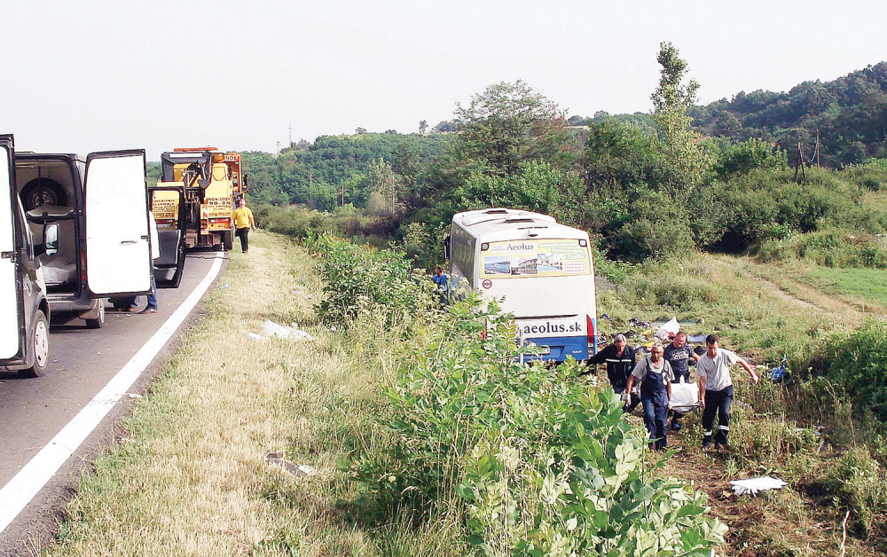 Petoro poginulo zbog kamenčića?!