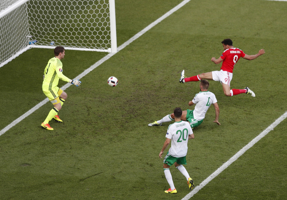 Autogol gurnuo Vels u četvrtfinale