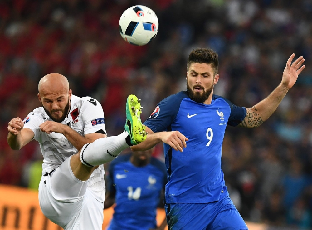 Ako ima pravde, Francuska ispada