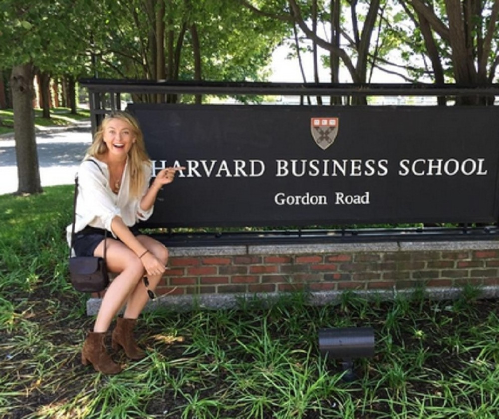 Šarapova od leta na Harvardu