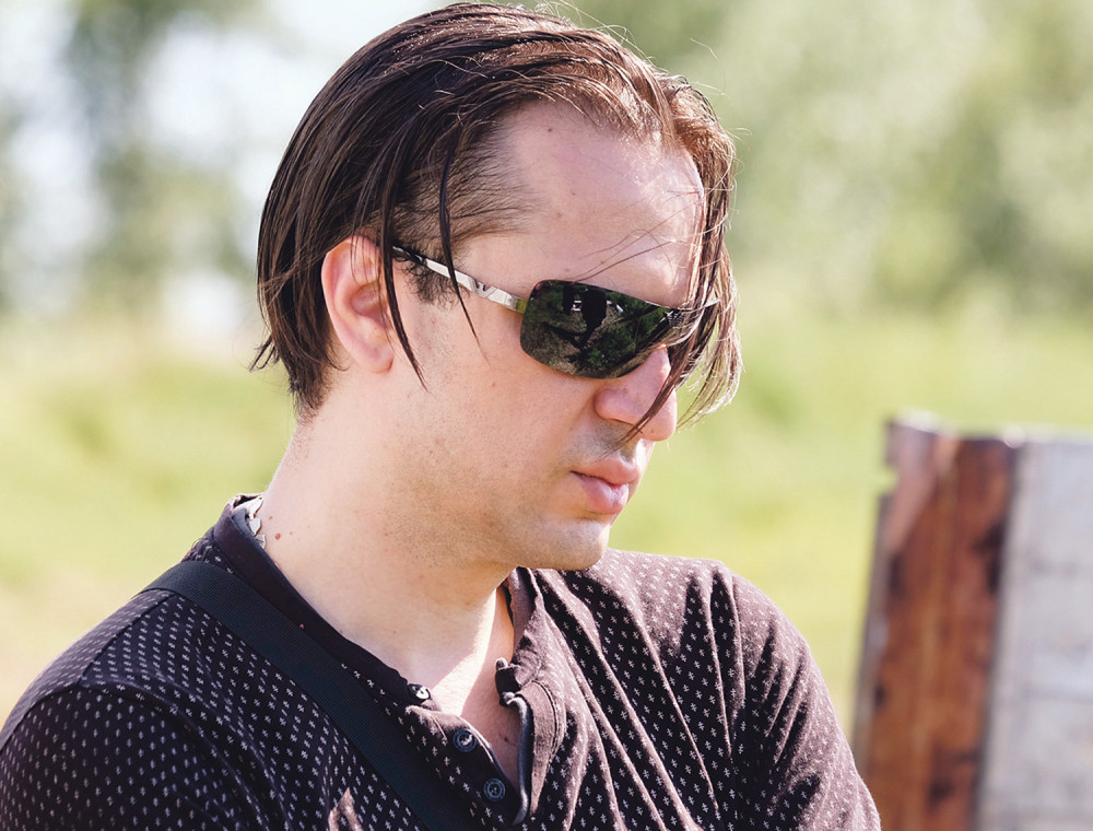 Jelenin muž jedva našao advokata!