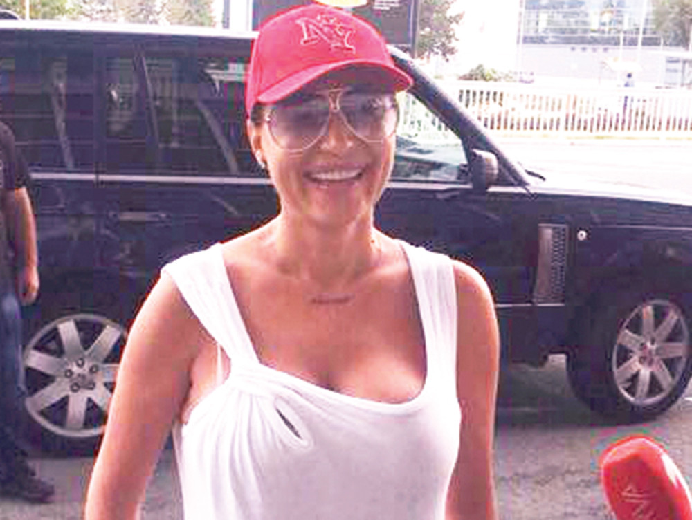 Stigla Ceca, na Kipru su ostala deca!