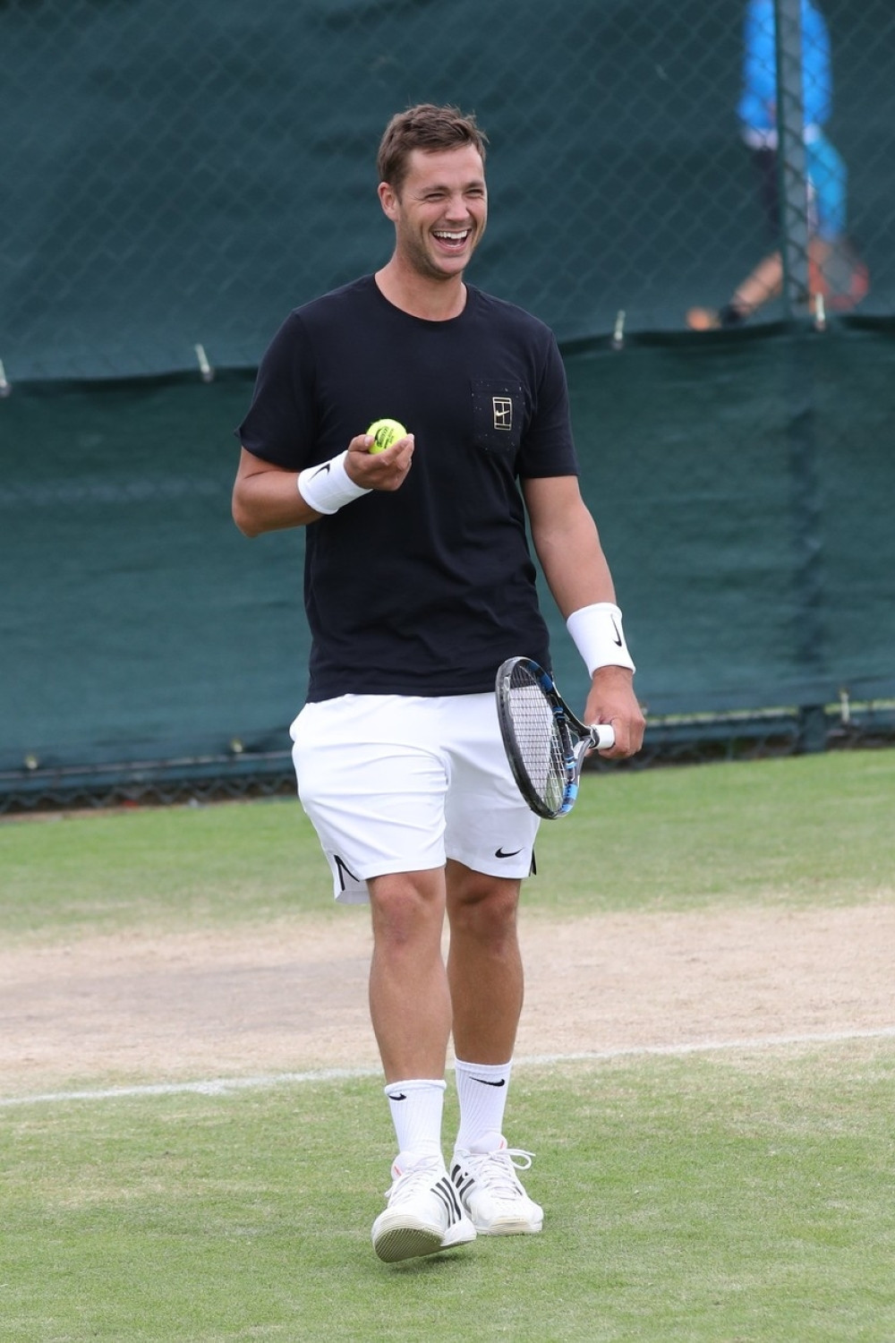 Bio u rasulu, zvali ga Kartmen, a onda se zaljubio... (VIDEO)