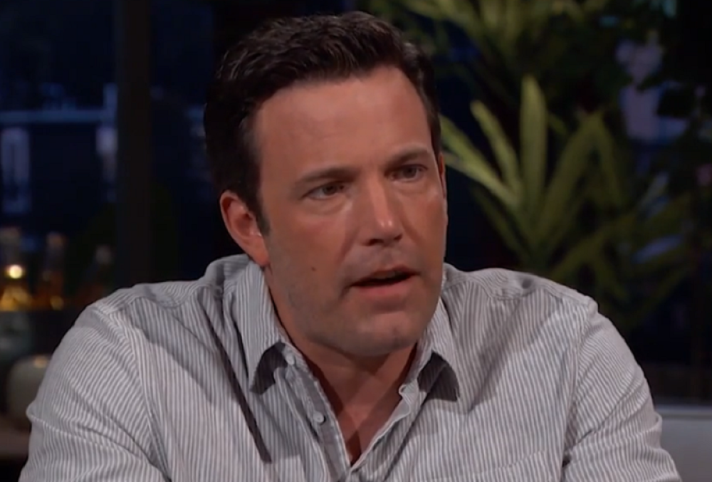 Ben Aflek potpuno odlepio za svojom 15 godina mlađom devojkom: Evo šta su radili bez blama na plaži (FOTO)