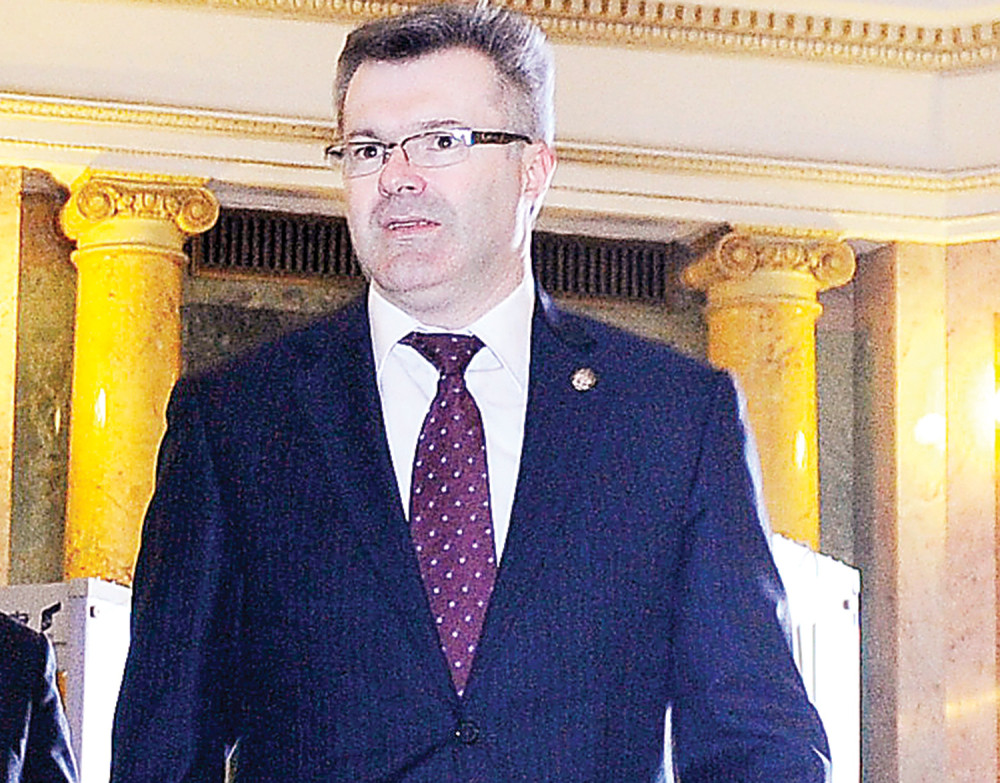 Igor Bečić će biti Šešeljev „šef”!