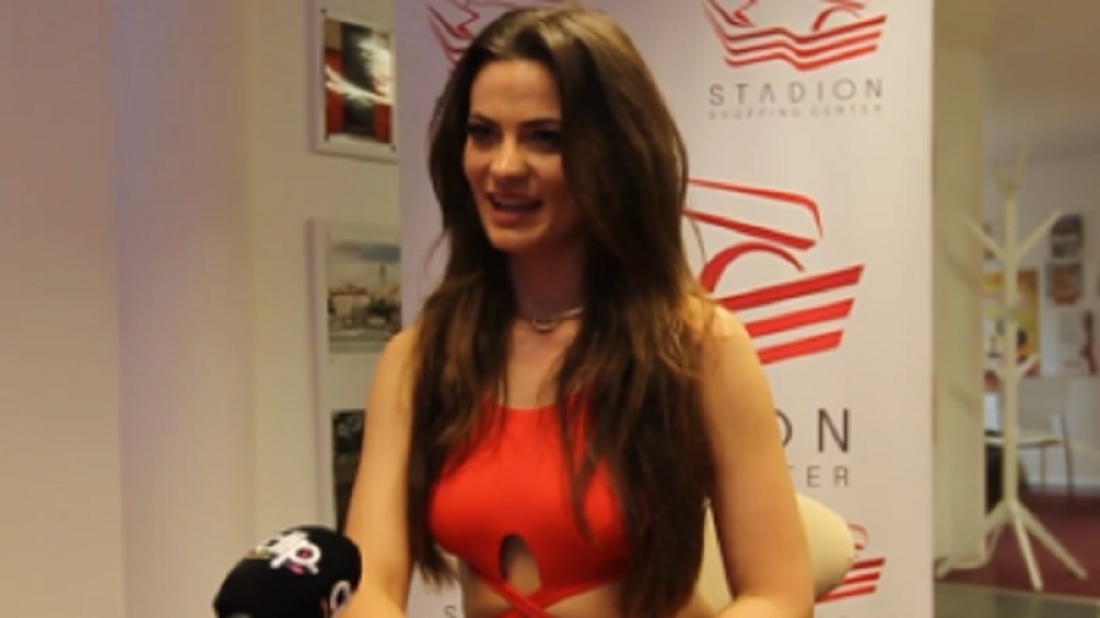 Koje je boje veš Milice Pavlović? (VIDEO)