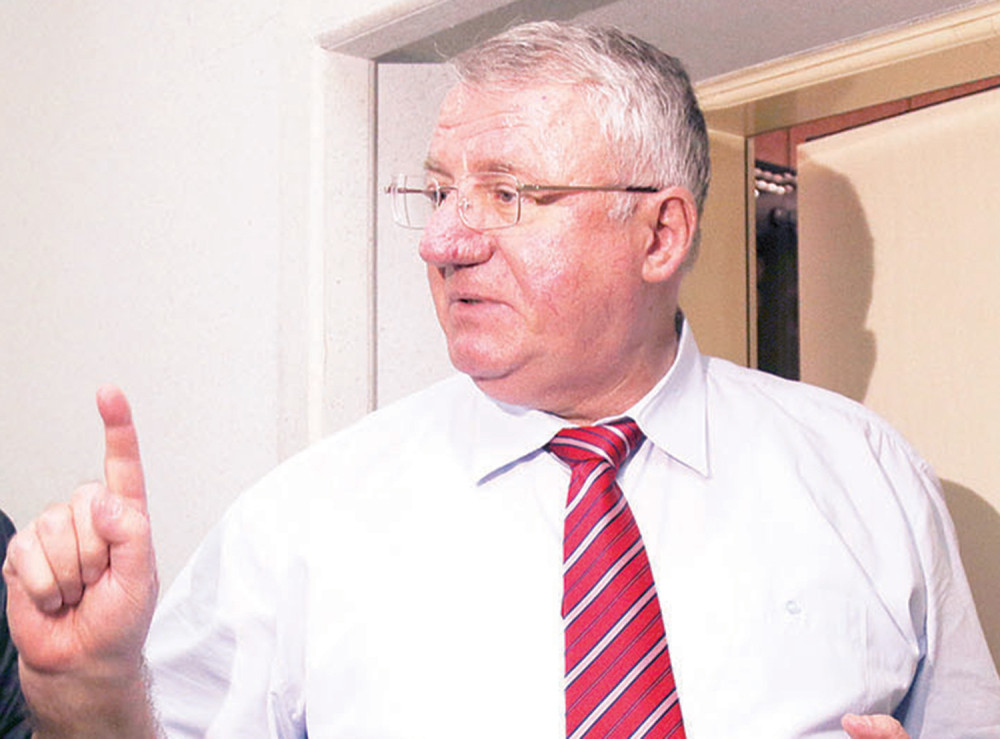 Šeki, reci Vučiću da me uzme za ministra!