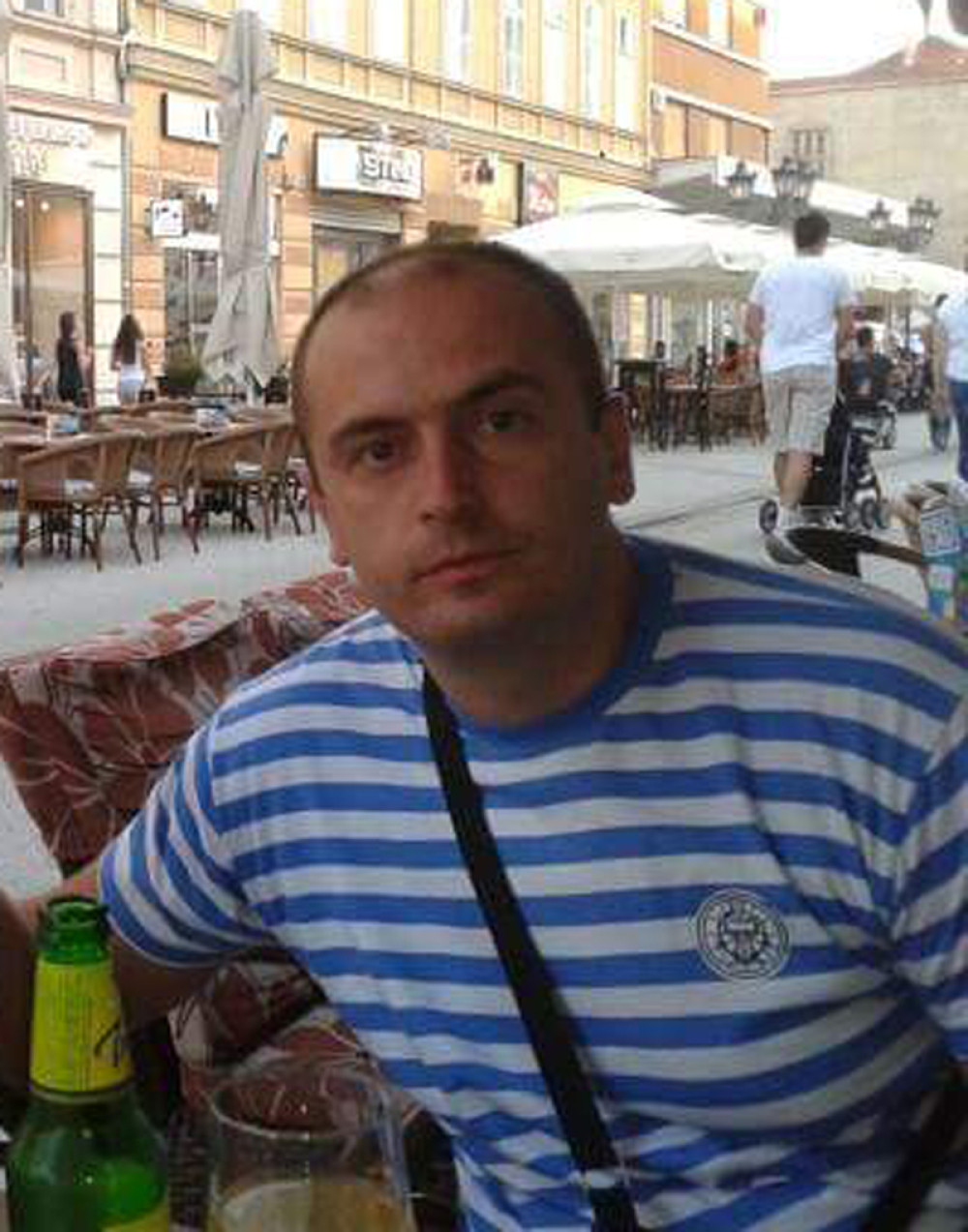 Monstrum samo ždere i spava!