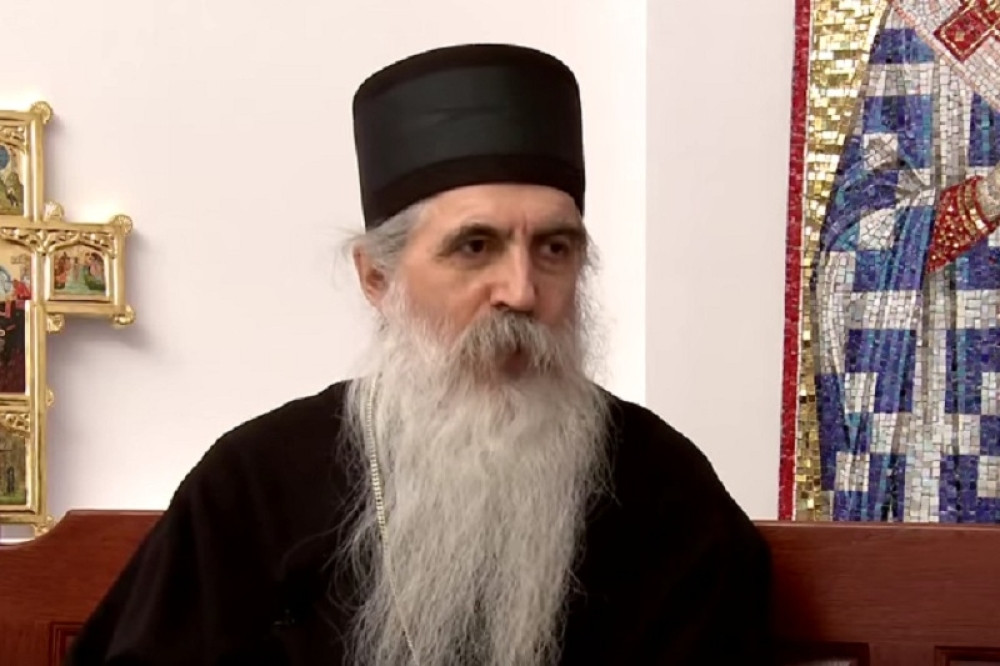 Homose*sualno ponašanje je neprihvatiljivo!